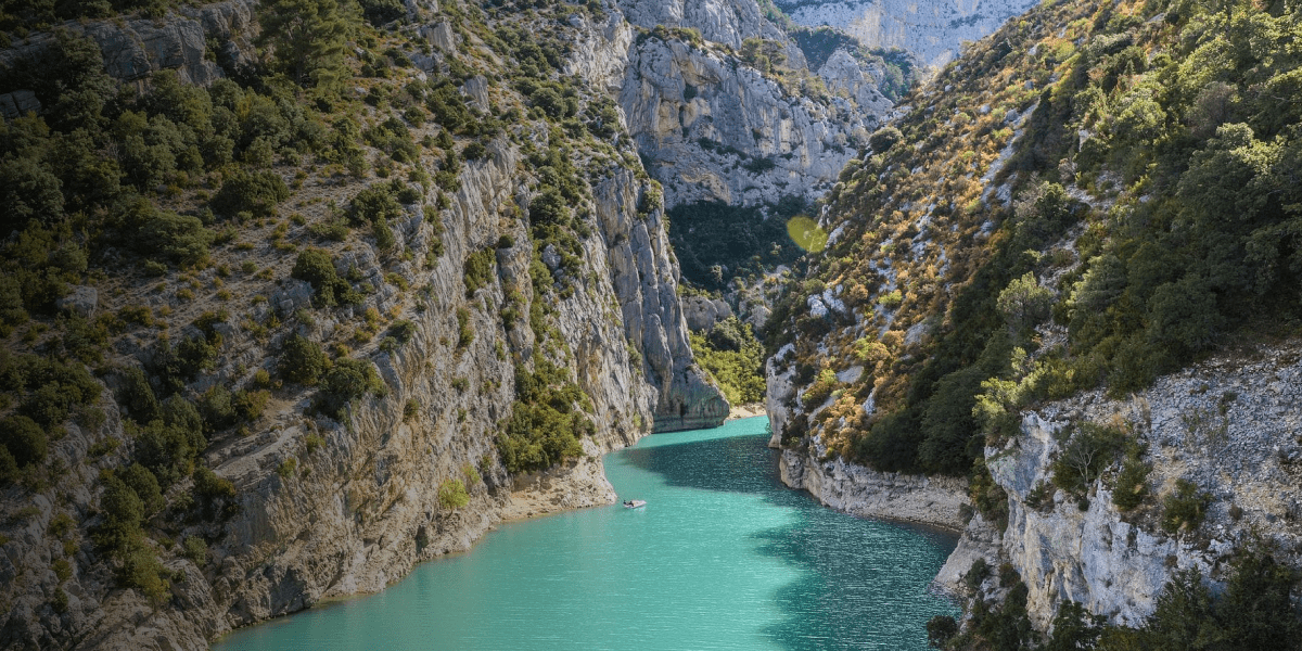 parc-naturel-régional-verdon-villa-castellane-hotel-restaurant-spa-Gréoux-les-Bains